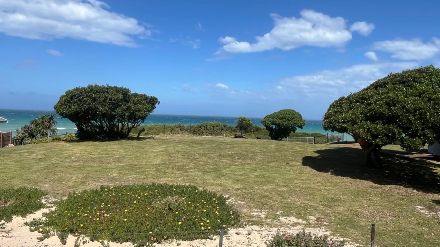 Commercial Property for Sale in Paradise Beach Eastern Cape